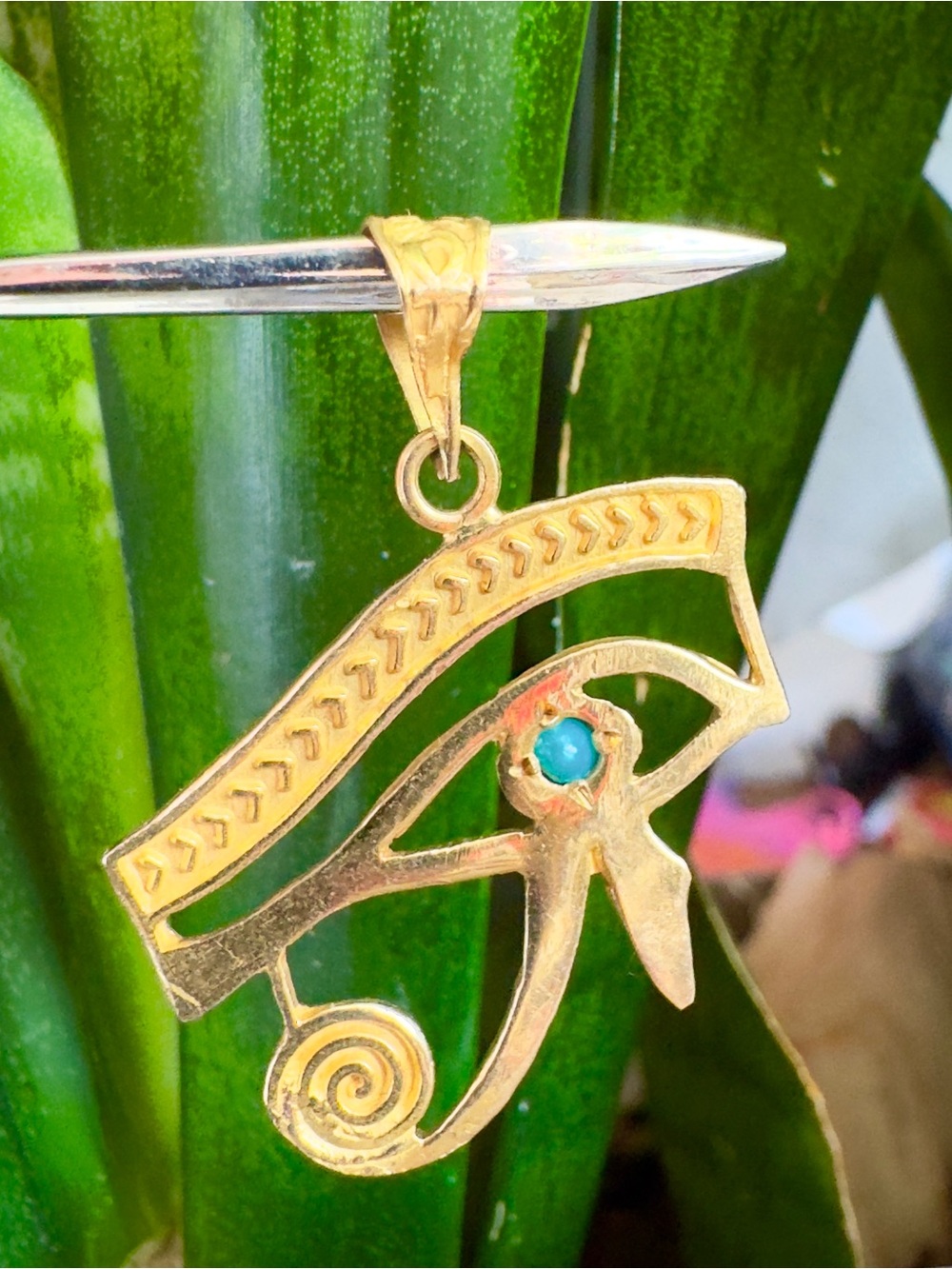 22k Egyptian Eye Pendant